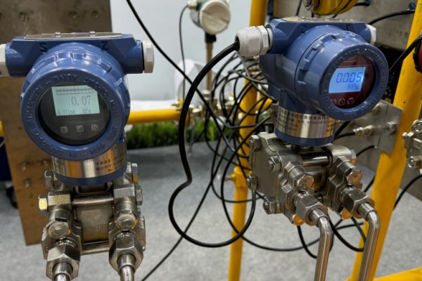 SRE Function Square DP Transmitter kwa kipimo cha mtiririko