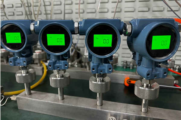 Wangyuan Absolute Pressure Transmitters Calibration and Application